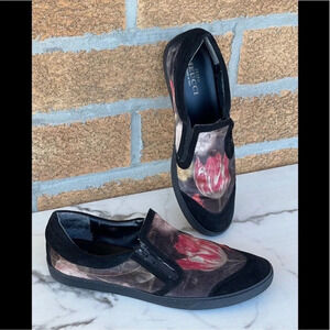 SESTO MEUCCI FIORIN (MULTI VALZER/ BLACK SUEDE) WOMEN'S SLIP ON SHOES
9.5